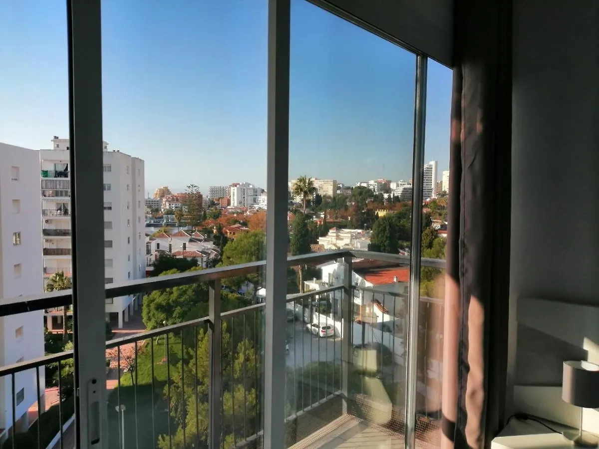 Precioso Apartamento en Benalmadena enfrente de Puerto Marina Apartamento