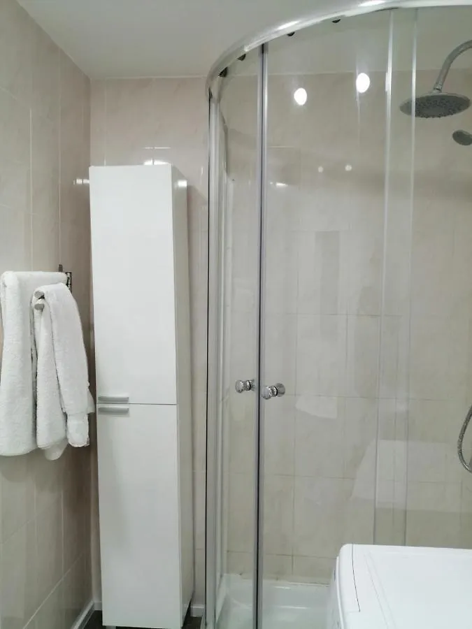 Precioso Apartamento en Benalmadena enfrente de Puerto Marina Apartamento